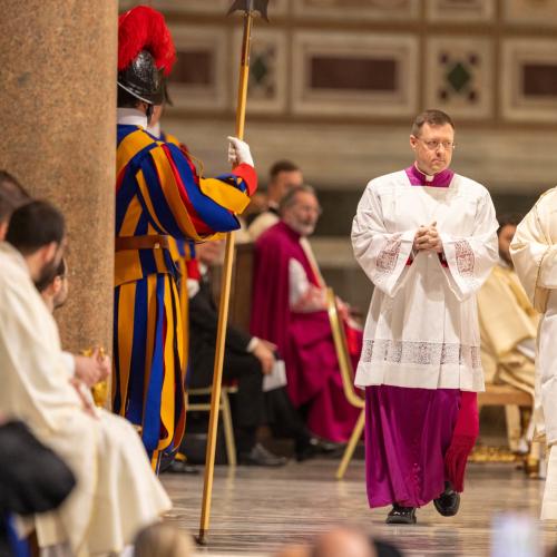 παπας λεων ιδ