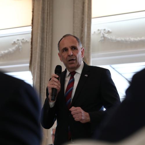 Επίσημο γεύμα από το ΥΠΕΞ προς τιμήν της γαλλικής αντιπροσωπείας - «Σημαντική ημέρα για τις ελληνογαλλικές σχέσεις»