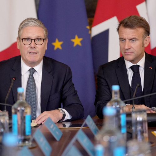 Τηλεδιάσκεψη ηγετών σήμερα με πρωτοβουλία Στάρμερ-Μακρόν για την επαναλειτουργία των Στενών του Ορμούζ