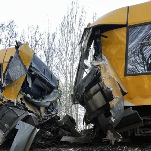 Σιδηροδρομικό ατύχημα στη Δανία: Πληροφορίες για πολλούς τραυματίες – Σε εξέλιξη οι έρευνες