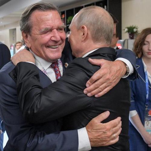 Κρεμλίνο: Σε «καλό και φιλικό» κλίμα η συνάντηση Πούτιν - Σρέντερ