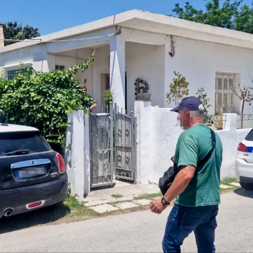 Διπλό φονικό στο Αίγιο: Πυροβόλησαν τον γιο και μαχαίρωσαν μέχρι θανάτου μητέρα και παιδί