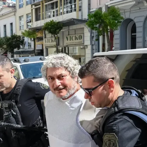 Τζέιμς Δαλαμάγκας: Στη φυλακή εν αναμονή της απόφασης για την έκδοσή του στην Αυστραλία