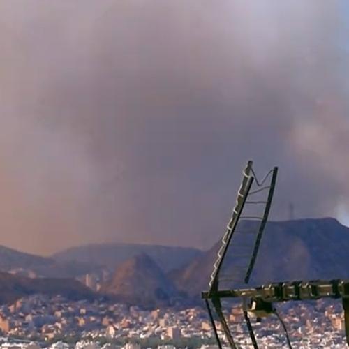 Συναγερμός στον Ασπρόπυργο: Φωτιά στο Ποικίλο Όρος – Μήνυμα 112 για εκκένωση σε Αφαία και Άνω Δάσος Χαϊδαρίου