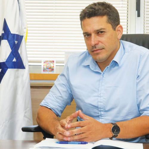 Σφοδρή επίθεση Ισραηλινού υπουργού στον Ερντογάν: Τον παρομοίασε με Χίτλερ και Σινουάρ