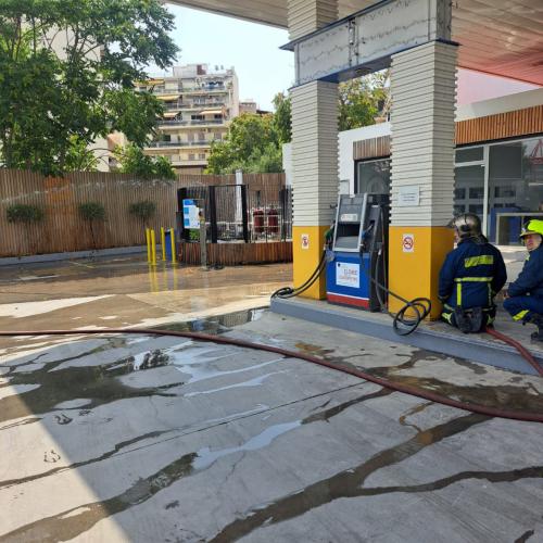 Συναγερμός στον Πειραιά για οσμή αερίου σε βενζινάδικο – Εκκενώσεις κτιρίων και κυκλοφοριακές ρυθμίσεις