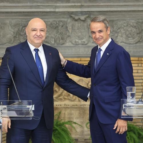μητσοτακης και αουν