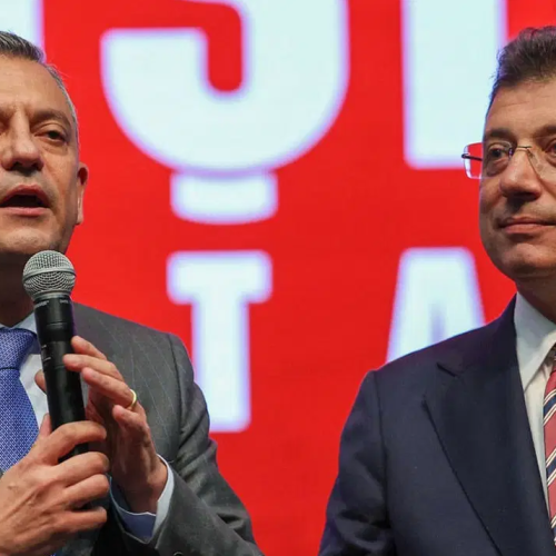 Ιμάμογλου: Αποχωρεί από το CHP και εντάσσεται στο «Νέο Κόμμα» του Οζγκούρ Οζέλ