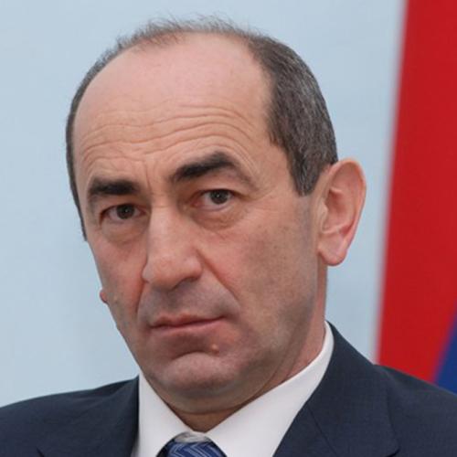  Ρόμπερτ Κοτσαριάν