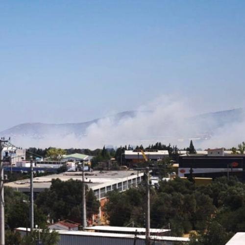Πυρκαγιά στο Κορωπί: Μεγάλη κινητοποίηση της Πυροσβεστικής και μηνύματα 112 για ετοιμότητα