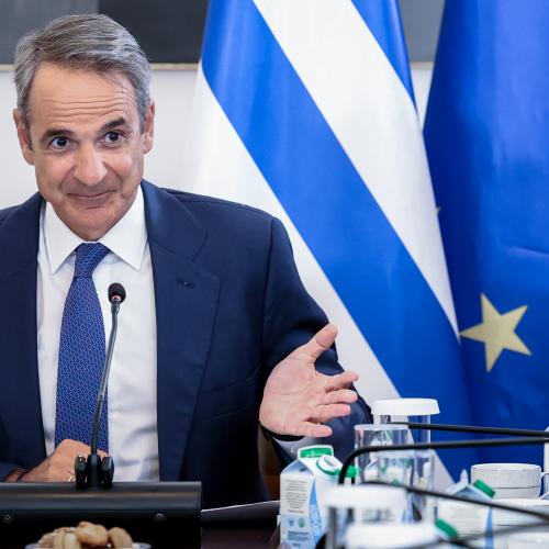 Τέσσερις στοχευμένες παρεμβάσεις Μητσοτάκη για χρέη, servicers και καύσιμα