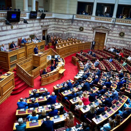 Συνταγματική Αναθεώρηση: Καμία διάταξη δεν συγκέντρωσε 180 ψήφους – Τι σημαίνει για την επόμενη Βουλή