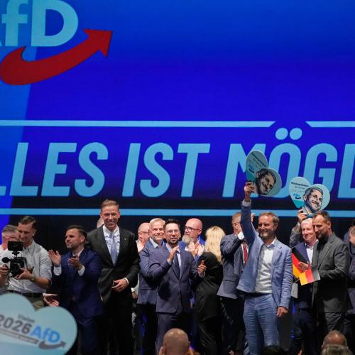 Το «σχέδιο» του AfD για τη Γερμανία: Απελάσεις μεταναστών, κέντρα κράτησης και ξεχωριστά σχολεία για πρόσφυγες