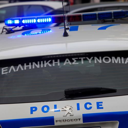 Νέα Αρτάκη: Άγριος τσακωμός σε μπαρ με πυροβολισμούς, τραυματίες και δύο συλλήψεις