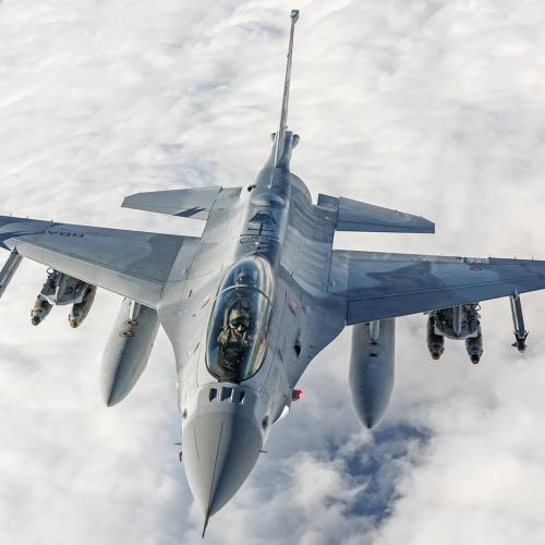 f16