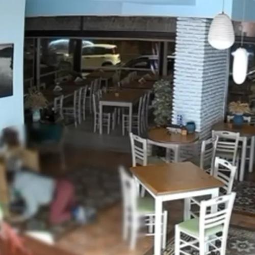 διαρρηκτης μπουσουλαει