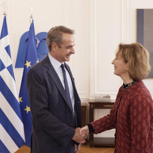 	Συνάντηση του πρωθυπουργού Κυριάκου Μητσοτάκη με την πρόεδρο του Ευρωπαϊκού Συμβουλίου Έρευνας, Μαρία Λεπτιν, πραγματοποιήθηκε σήμερα στο Μέγαρο Μαξίμου. Στο επίκεντρο της συνάντησης βρέθηκαν ζητήματα που αφορούν την επιστημονική έρευνα, την καινοτομία και την ενίσχυση της ερευνητικής δραστηριότητας