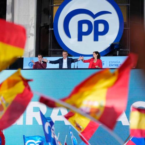 Ισπανία: Το Λαϊκό Κόμμα και το ακροδεξιό Vox οδεύουν προς αυτοδυναμία – Δημοσκόπηση τους δίνει 200 έδρες