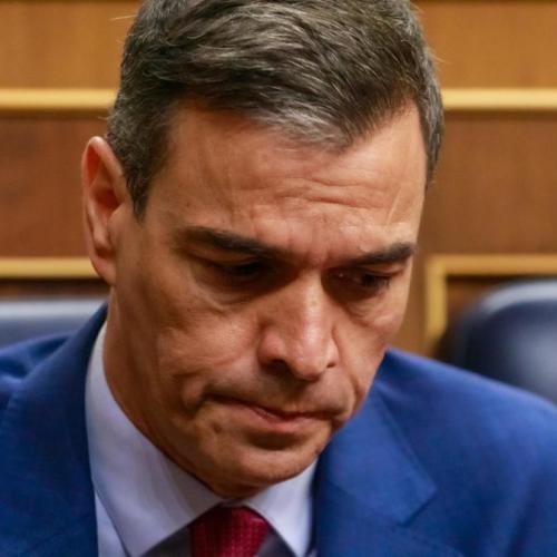 Ισπανία: Πώς ο Σάντσεθ έφτασε στις πρόωρες εκλογές – Στεγαστική κρίση, μετανάστευση και σκάνδαλα