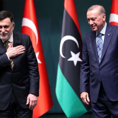 Λιβύη: Η Ουάσιγκτον αποφεύγει την καταδίκη, η Άγκυρα μετρά κέρδη