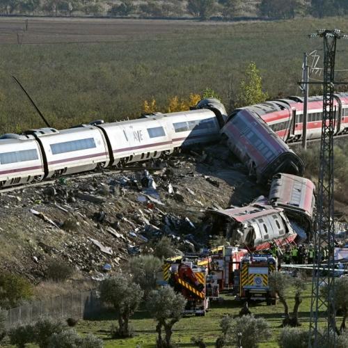 Ισπανία: Αρνείται να παραιτηθεί ο υπουργός Μεταφορών μετά το σιδηροδρομικό δυστύχημα με 69 νεκρούς